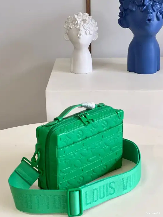 SOFT TRUNK LOUIS HANDLE VUITTON 0501